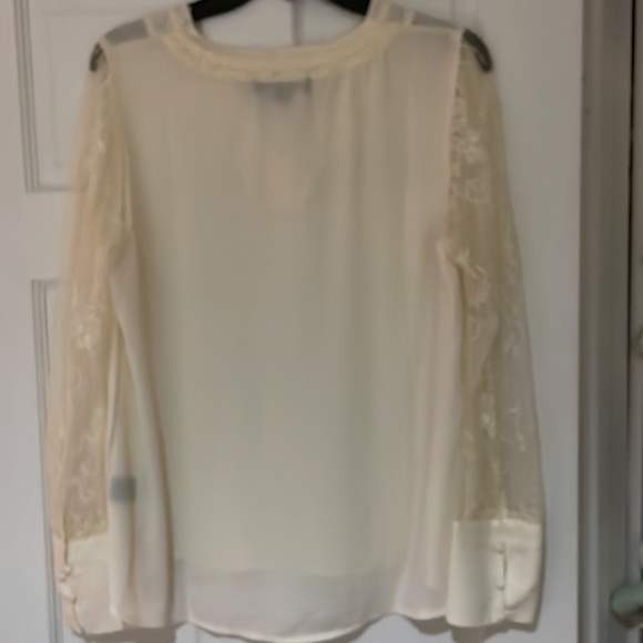 Catherine Malandrino Cream Lace/Silk like blouse in size large - Picture 6 of 8